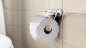 Тримачі та стійки для туалетного паперу