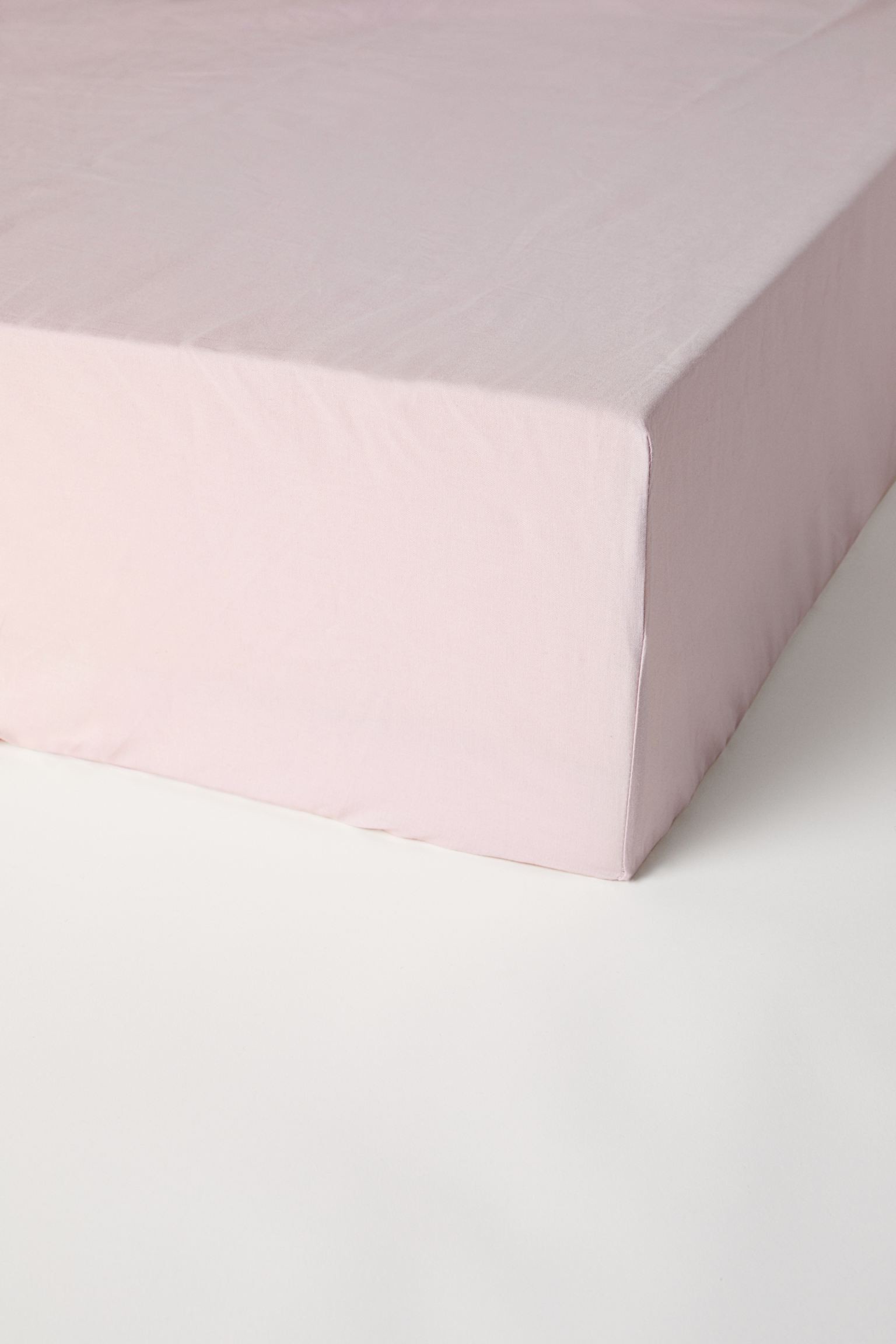 H&M Home Простыня натяжная, светло-розовый, 180x200 0458563016 | 0458563016