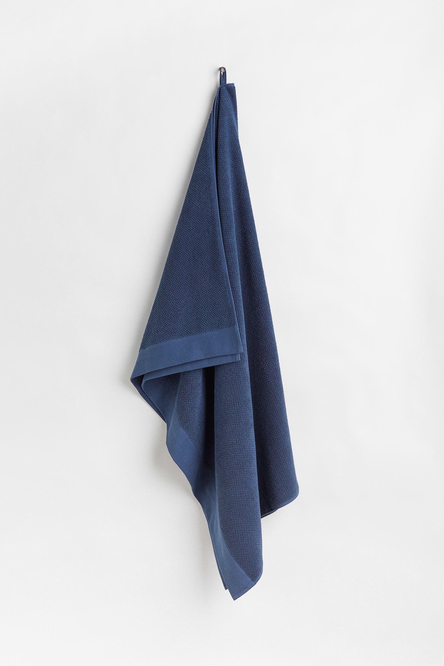H&M Home Большое банное полотенце из хлопковой махры, Темно-синий, 100x150 1097301011 | 1097301011