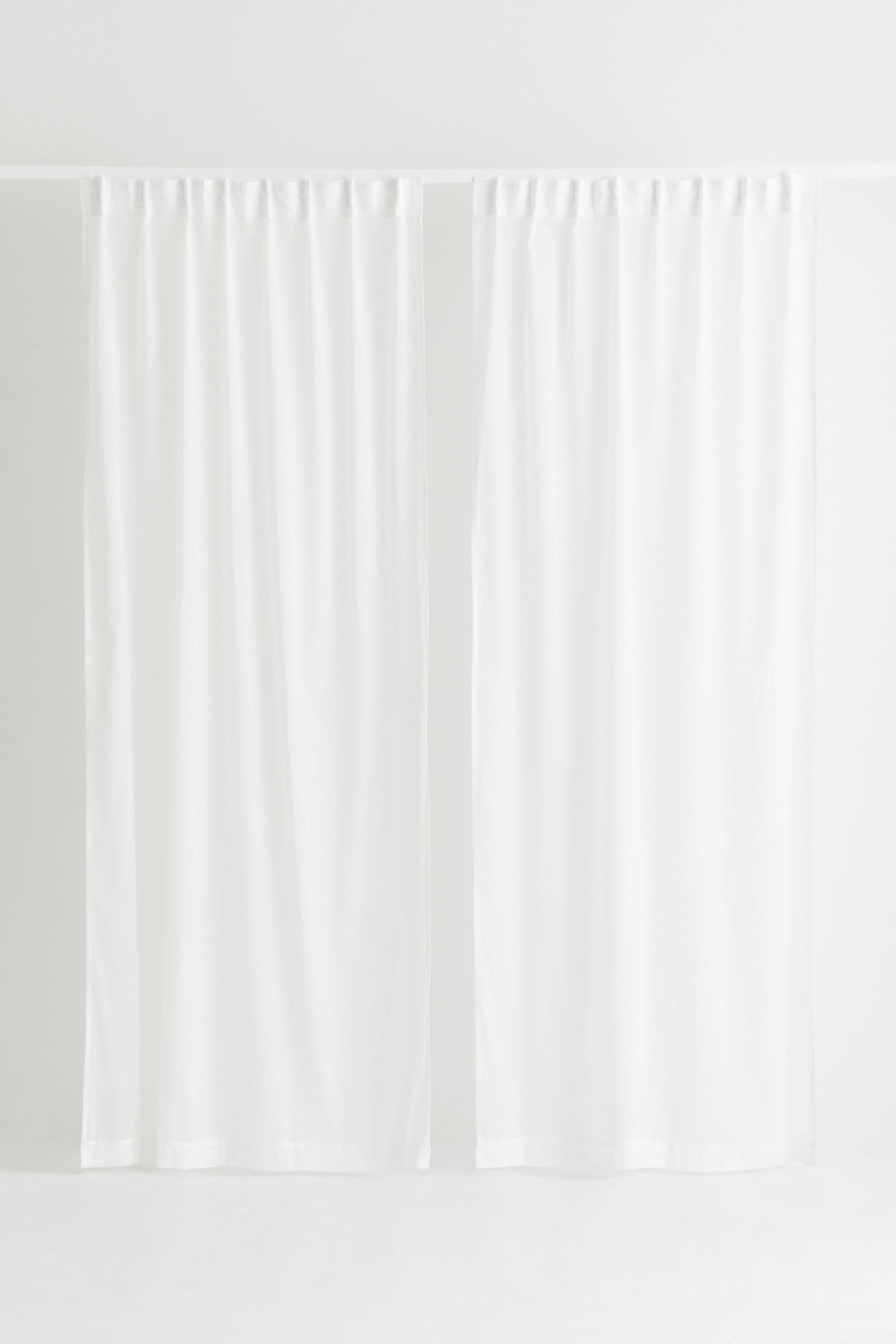 H&M Home Легка багатофункціональна штора, 2 шт., Білий, 150x300 1038743001 1038743001